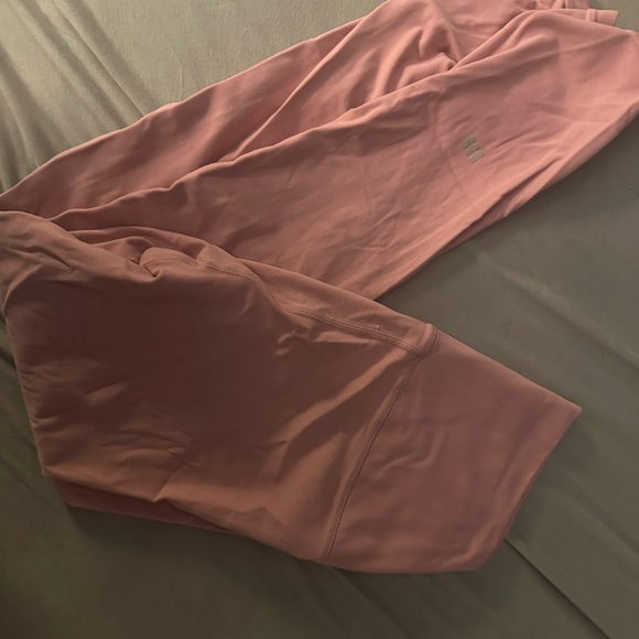 Splits59 Medium Airweight High-Waist 7/8 pink Leggings - Picture 5 of 5